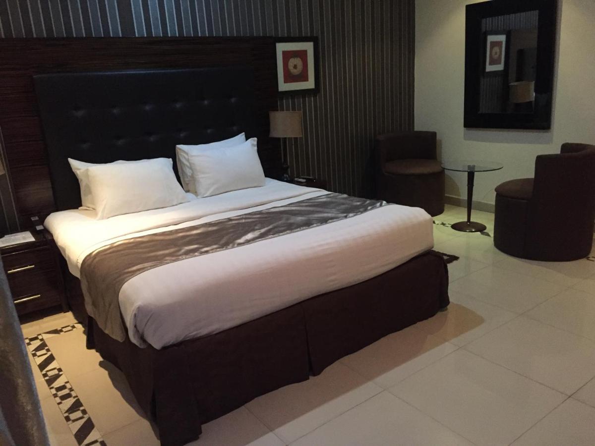 Villa Angelia Boutique Hotel Ikoyi Exteriör bild